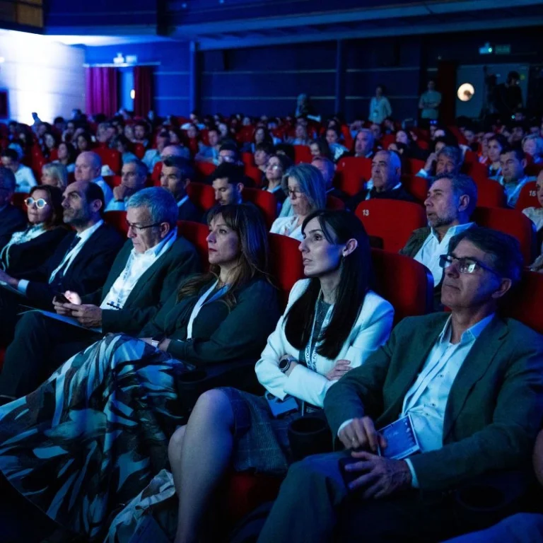Auditorio congreso tecnológico